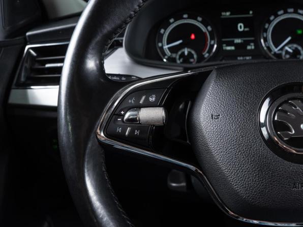 Skoda Rapid II с пробегом 2020 года, цена 1 779 000 рублей, 118836 км, лифтбек, Автокод Объявления