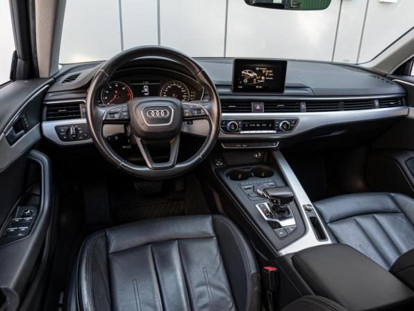 Audi A4 V (B9) с пробегом 2018 года, цена 2 330 000 рублей, 75996 км, седан, Автокод Объявления