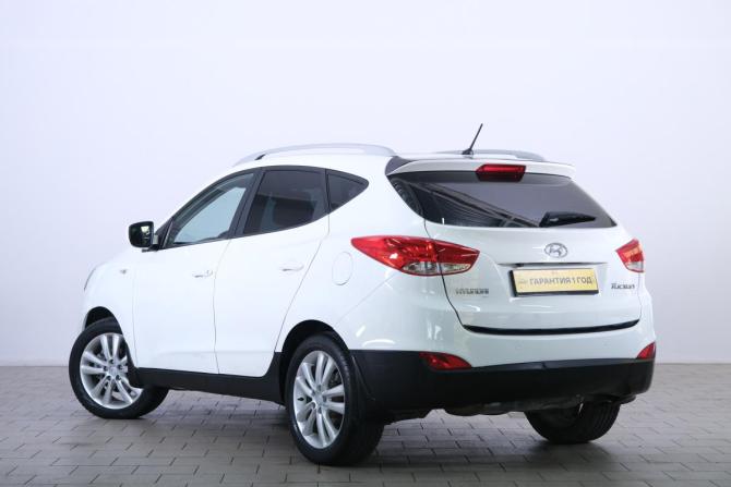 Hyundai Tucson II с пробегом 2011 года, цена 1 399 000 рублей, 263000 км, внедорожник, Автокод Объявления