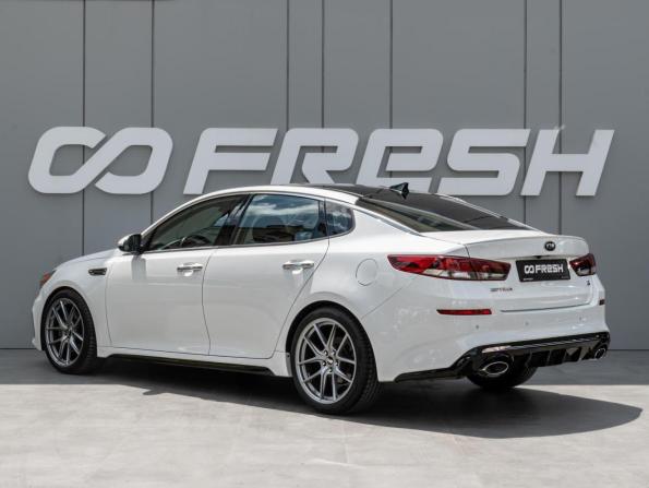 Kia Optima IV Рестайлинг с пробегом 2018 года, цена 2 299 000 рублей, 33752 км, седан, Автокод Объявления