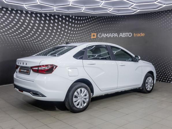 Lada (ВАЗ) Vesta I Рестайлинг (NG) с пробегом 2024 года, цена 1 421 100 рублей, 8518 км, седан, Автокод Объявления