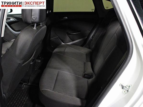 Opel Astra J Рестайлинг с пробегом 2014 года, цена 897 000 рублей, 119499 км, седан, Автокод Объявления