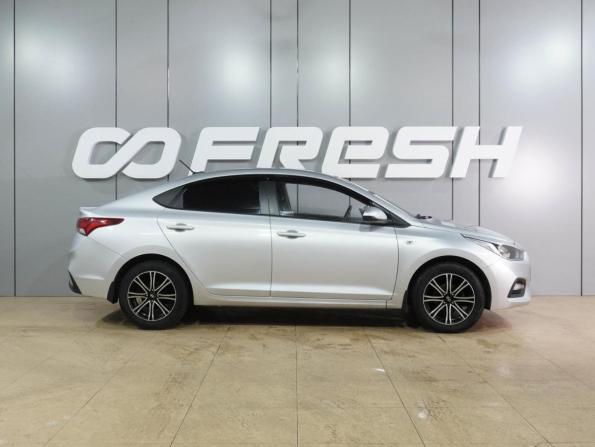 Hyundai Solaris II с пробегом 2017 года, цена 1 079 000 рублей, 201979 км, седан, Автокод Объявления