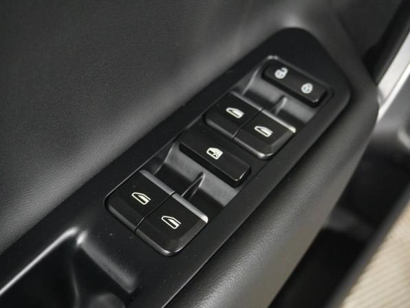 Geely Atlas I с пробегом 2021 года, цена 1 799 000 рублей, 44308 км, внедорожник, Автокод Объявления