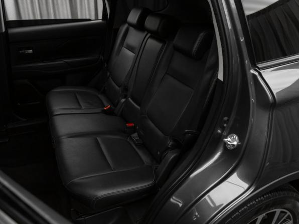 Mitsubishi Outlander III Рестайлинг 2 с пробегом 2015 года, цена 1 760 000 рублей, 166755 км, внедорожник, Автокод Объявления