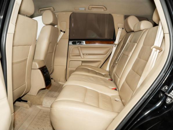 Volkswagen Touareg I Рестайлинг с пробегом 2008 года, цена 999 000 рублей, 239332 км, внедорожник, Автокод Объявления