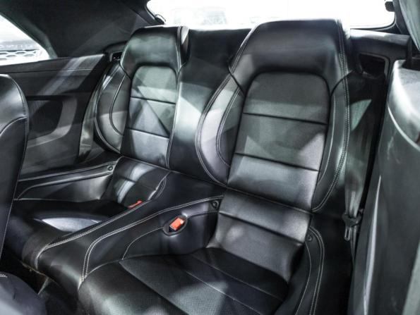 Ford Mustang VI Рестайлинг с пробегом 2019 года, цена 3 700 000 рублей, 108741 км, кабриолет, Автокод Объявления