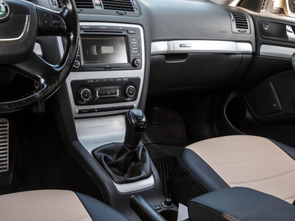 Skoda Octavia II (A5) Рестайлинг с пробегом 2011 года, цена 770 000 рублей, 320128 км, универсал, Автокод Объявления