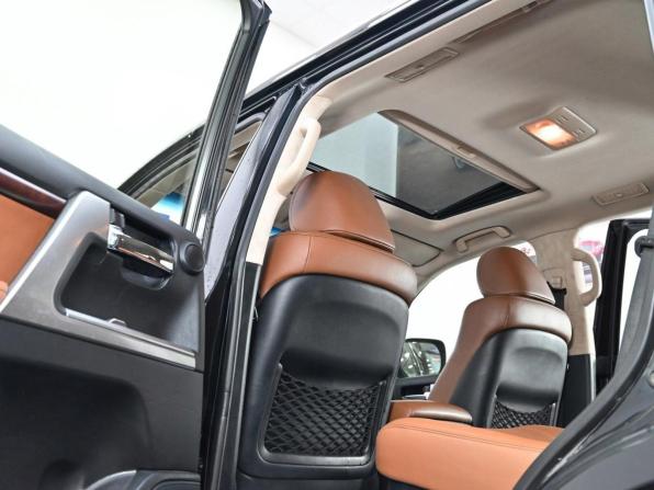 Toyota Land Cruiser 200 Series Рестайлинг 1 с пробегом 2014 года, цена 2 299 000 рублей, 120678 км, внедорожник, Автокод Объявления