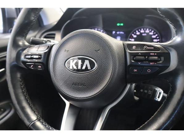 Kia Rio IV с пробегом 2018 года, цена 1 358 000 рублей, 105874 км, хэтчбек, Автокод Объявления
