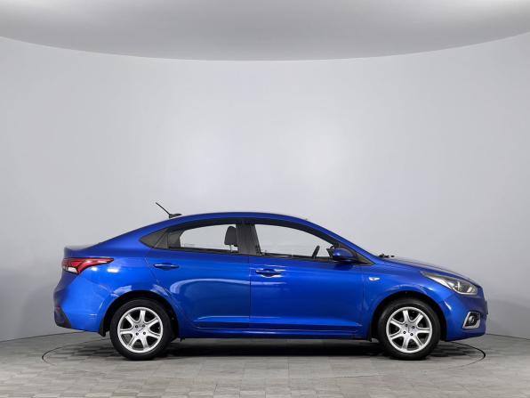 Hyundai Solaris II с пробегом 2017 года, цена 1 245 000 рублей, 170500 км, седан, Автокод Объявления