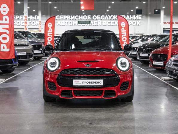 Mini Hatch III (F55/F56) Рестайлинг с пробегом 2019 года, цена 3 099 700 рублей, 52811 км, хэтчбек, Автокод Объявления
