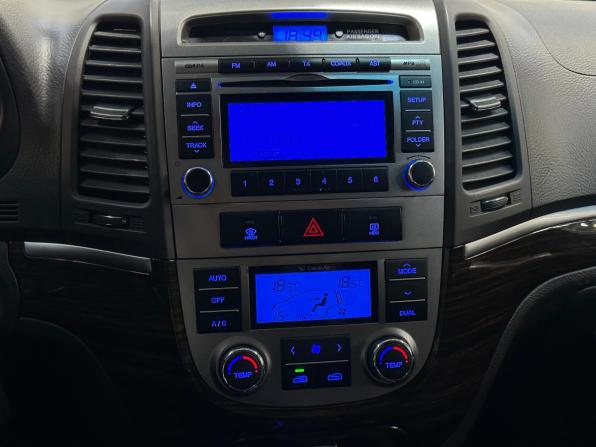 Hyundai Santa Fe II Рестайлинг с пробегом 2011 года, цена 1 050 000 рублей, 201100 км, внедорожник, Автокод Объявления