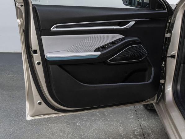 Geely Emgrand II с пробегом 2023 года, цена 1 655 000 рублей, 25506 км, седан, Автокод Объявления