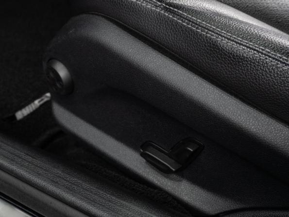 Mercedes-Benz C-Класс IV (W205) Рестайлинг с пробегом 2018 года, цена 2 648 000 рублей, 140688 км, седан, Автокод Объявления