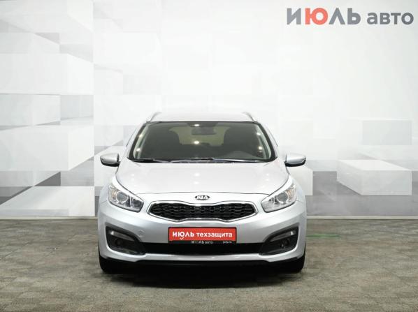 Kia Ceed II Рестайлинг с пробегом 2018 года, цена 1 450 000 рублей, 127017 км, универсал, Автокод Объявления