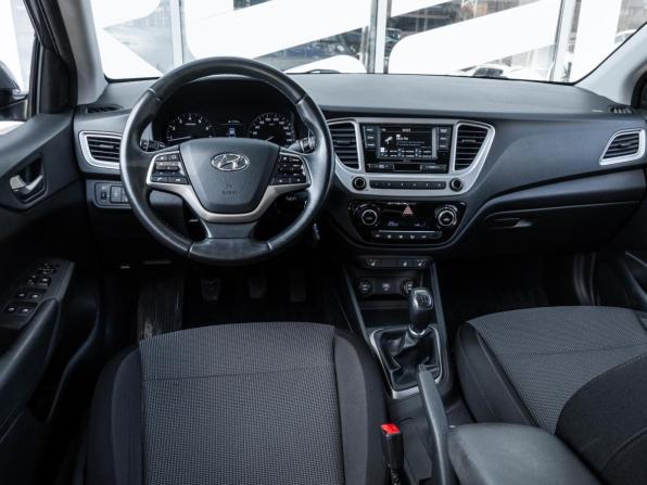 Hyundai Solaris II с пробегом 2019 года, цена 1 176 000 рублей, 87739 км, седан, Автокод Объявления