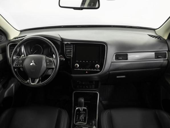 Mitsubishi Outlander III Рестайлинг 3 с пробегом 2021 года, цена 2 950 000 рублей, 63400 км, внедорожник, Автокод Объявления