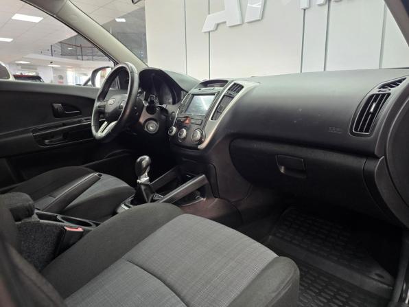 Kia Ceed I Рестайлинг с пробегом 2012 года, цена 799 000 рублей, 185000 км, хэтчбек, Автокод Объявления