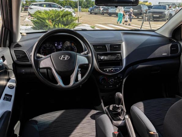 Hyundai Solaris I Рестайлинг с пробегом 2014 года, цена 789 000 рублей, 91901 км, седан, Автокод Объявления
