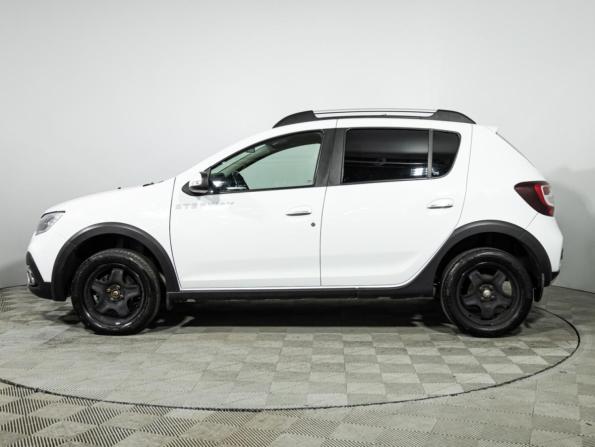 Renault Sandero II Рестайлинг с пробегом 2018 года, цена 949 700 рублей, 147352 км, хэтчбек, Автокод Объявления