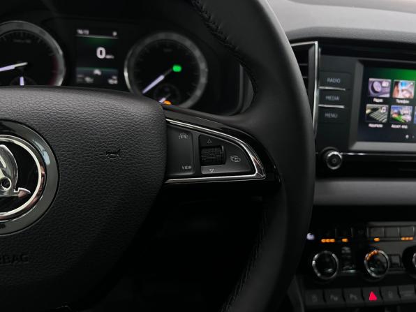 Skoda Karoq I с пробегом 2020 года, цена 2 330 000 рублей, 113168 км, внедорожник, Автокод Объявления