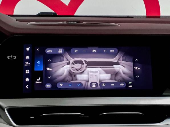 Geely Monjaro I с пробегом 2024 года, цена 3 290 000 рублей, 33781 км, внедорожник, Автокод Объявления