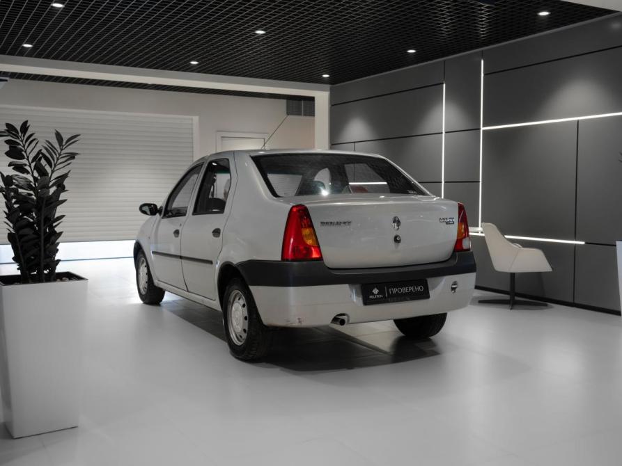 Renault Logan I Москва  - изображение 6
