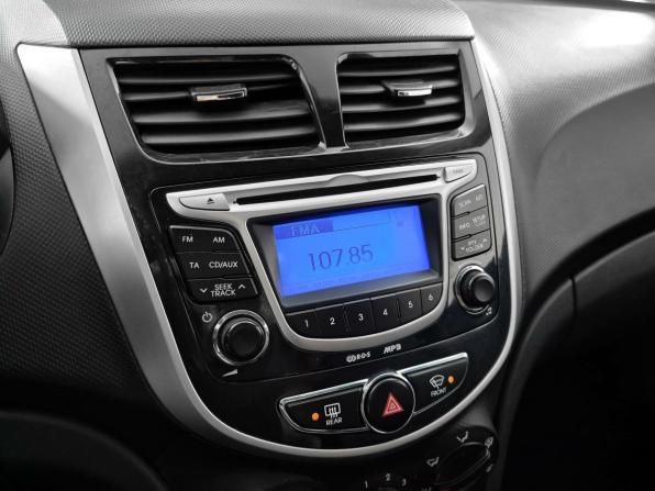 Hyundai Solaris I с пробегом 2013 года, цена 549 000 рублей, 235691 км, седан, Автокод Объявления