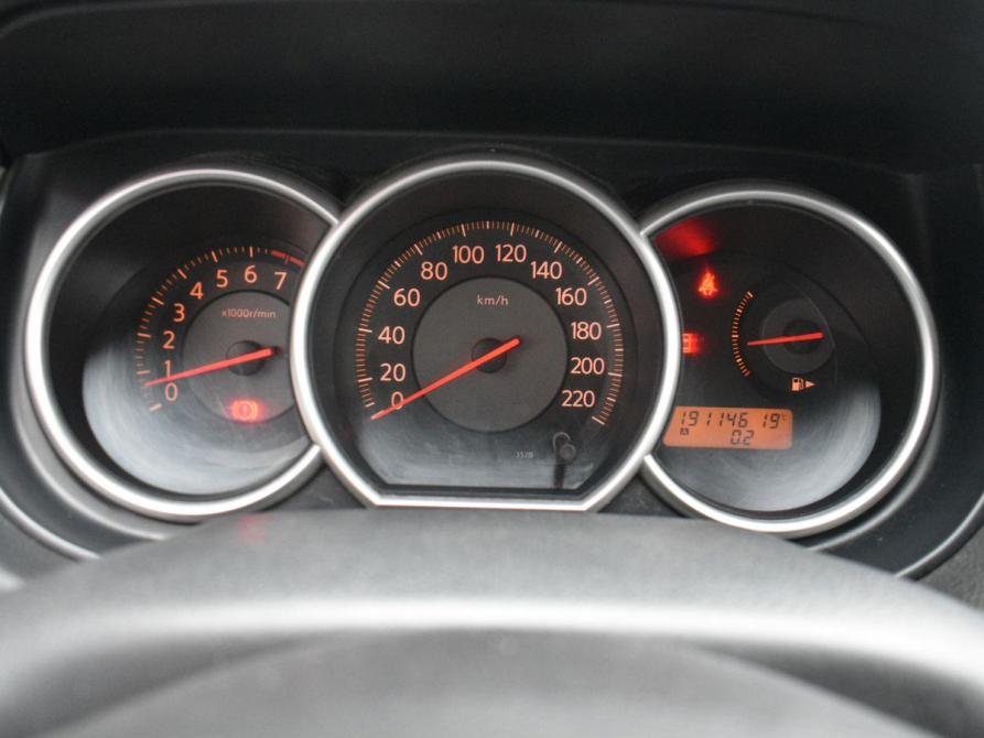 Nissan Tiida I Мурманск  - изображение 9