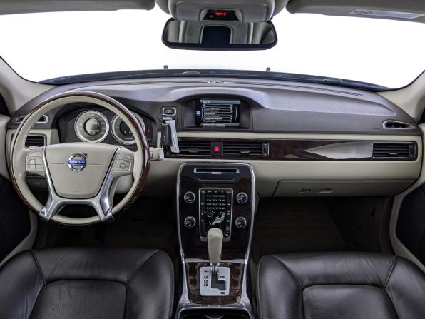 Volvo XC70 II с пробегом 2011 года, цена 1 900 000 рублей, 232618 км, универсал, Автокод Объявления