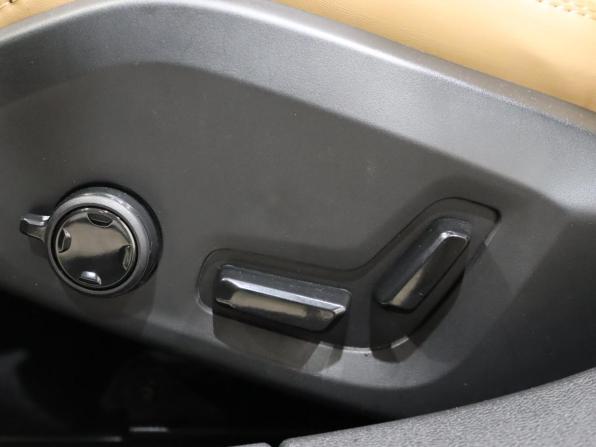 Volvo V60 Cross Country II с пробегом 2024 года, цена 6 350 000 рублей, 26500 км, универсал, Автокод Объявления