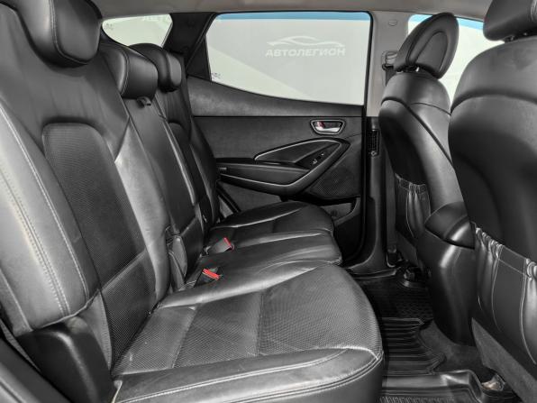 Hyundai Santa Fe III Рестайлинг с пробегом 2016 года, цена 2 402 000 рублей, 204000 км, внедорожник, Автокод Объявления