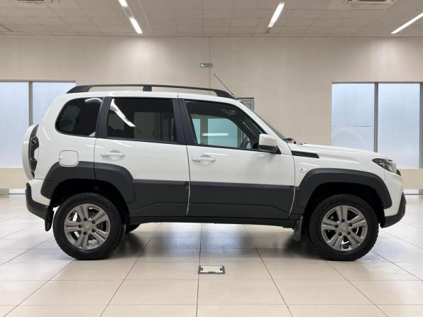Lada (ВАЗ) Niva Travel I с пробегом 2023 года, цена 1 169 000 рублей, 44000 км, внедорожник, Автокод Объявления