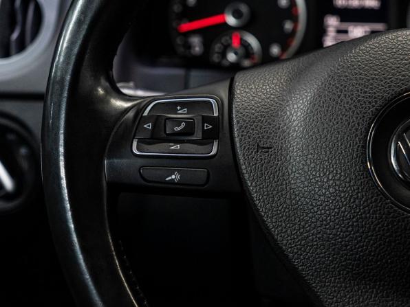 Volkswagen Tiguan I Рестайлинг с пробегом 2015 года, цена 1 799 000 рублей, 132995 км, внедорожник, Автокод Объявления