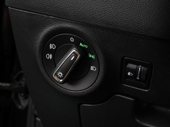 Skoda Karoq I Рестайлинг с пробегом 2025 года, цена 3 129 000 рублей, 16170 км, внедорожник, Автокод Объявления