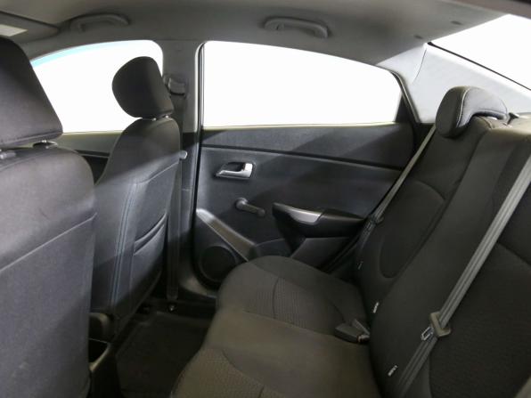 Kia Rio III Рестайлинг с пробегом 2015 года, цена 990 000 рублей, 99542 км, седан, Автокод Объявления