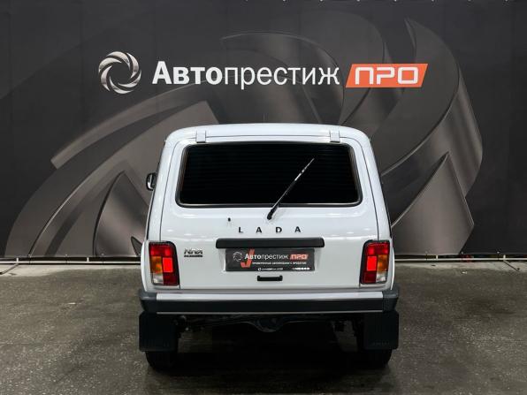 Lada (ВАЗ) Niva Legend с пробегом 2024 года, цена 1 099 000 рублей, 15642 км, внедорожник, Автокод Объявления