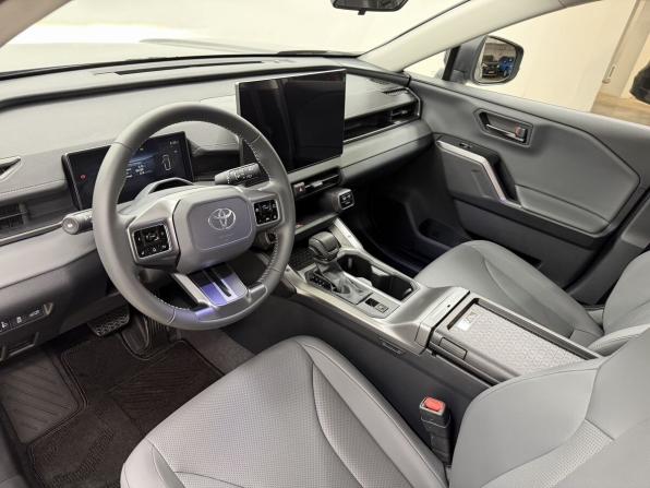 Toyota RAV4 VI (XA60) с пробегом 2026 года, цена 4 550 000 рублей, 9 км, внедорожник, Автокод Объявления