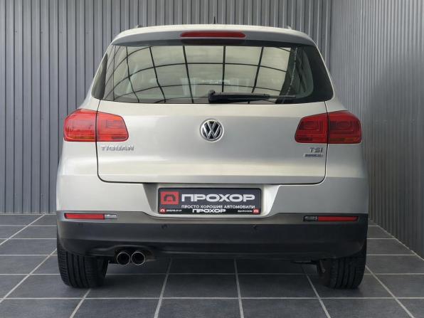 Volkswagen Tiguan I Рестайлинг с пробегом 2011 года, цена 1 287 000 рублей, 70975 км, внедорожник, Автокод Объявления