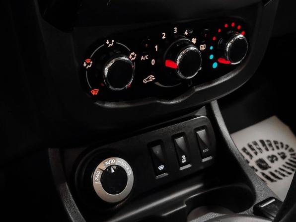 Renault Duster I Рестайлинг с пробегом 2019 года, цена 1 400 000 рублей, 106633 км, внедорожник, Автокод Объявления