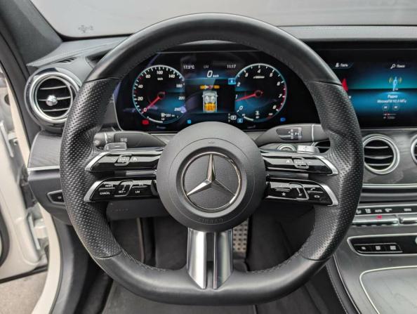 Mercedes-Benz E-Класс V (W213 S213 C238) Рестайлинг с пробегом 2021 года, цена 4 675 000 рублей, 55020 км, седан, Автокод Объявления