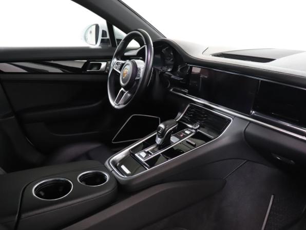 Porsche Panamera II с пробегом 2018 года, цена 6 699 000 рублей, 49070 км, универсал, Автокод Объявления