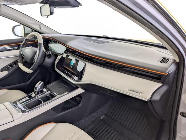 Dongfeng Shine Max с пробегом 2023 года, цена 1 525 000 рублей, 20032 км, седан, Автокод Объявления