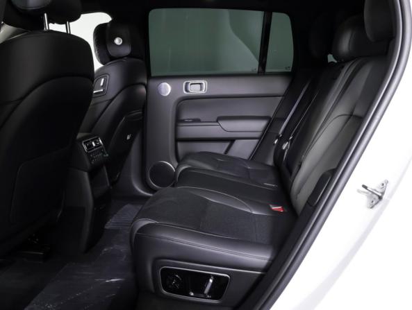 Li Auto (Lixiang) L7 I Рестайлинг с пробегом 2024 года, цена 6 590 000 рублей, 42000 км, внедорожник, Автокод Объявления