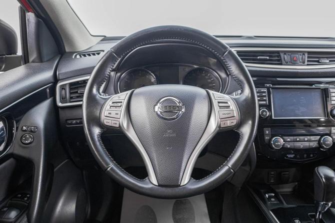 Nissan Qashqai II с пробегом 2015 года, цена 1 499 000 рублей, 214000 км, внедорожник, Автокод Объявления