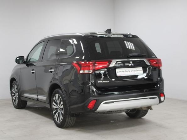 Mitsubishi Outlander III Рестайлинг 3 с пробегом 2021 года, цена 3 299 900 рублей, 38267 км, внедорожник, Автокод Объявления