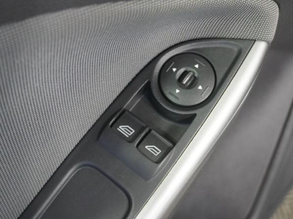 Ford Focus III с пробегом 2012 года, цена 759 000 рублей, 256553 км, универсал, Автокод Объявления