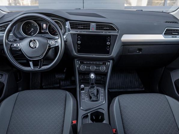 Volkswagen Tiguan II с пробегом 2020 года, цена 2 799 400 рублей, 23000 км, внедорожник, Автокод Объявления