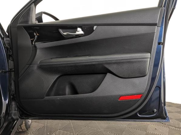 Kia Cerato IV с пробегом 2020 года, цена 2 120 000 рублей, 48873 км, седан, Автокод Объявления